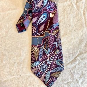 VINTAGE JOHNNY CARSON TIE PAISLEY TIE PURPLE BLUE